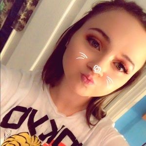 Meet your Posher, Madison